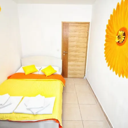 Monsena 4*